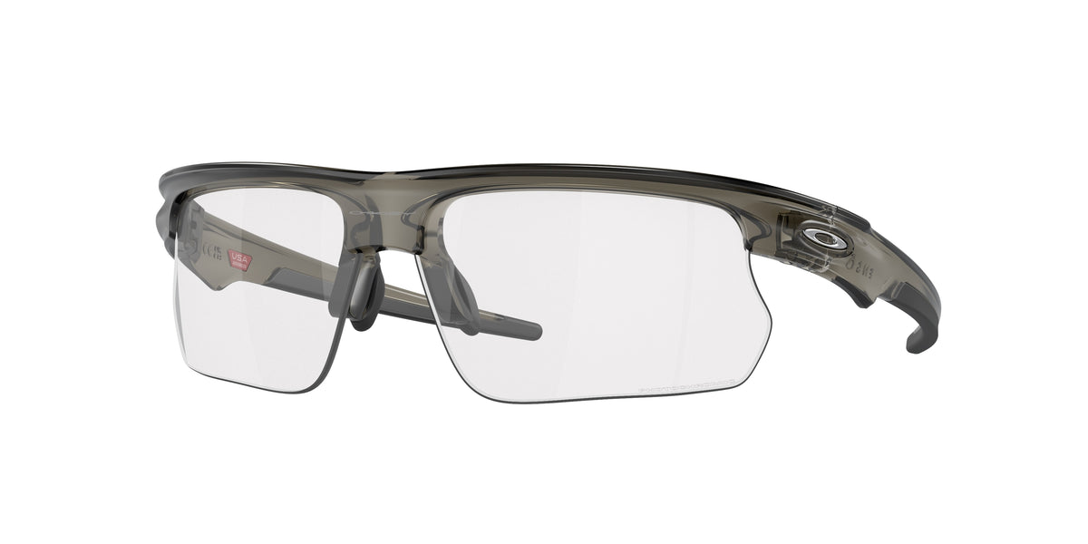 Oakley OO9400 Grey Smoke Sunglasses